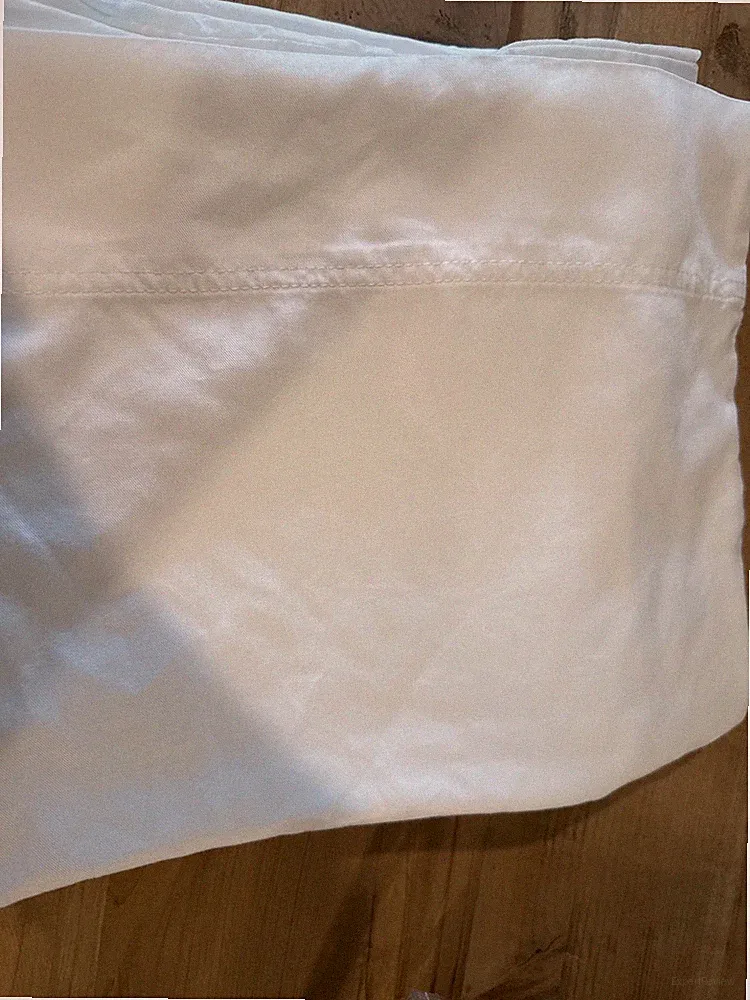 cariloha king pillow slips x 4
